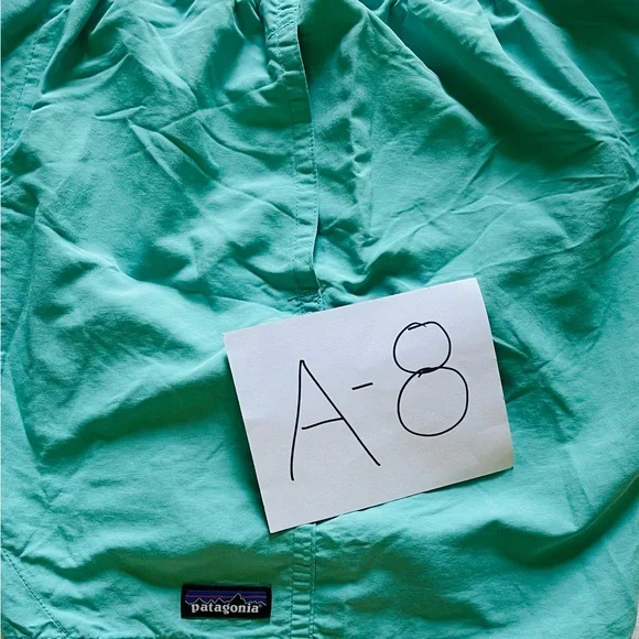 Patagonia Swimming Shorts Men Large Blue Teal Outdoor Lined Baggies 4” Inseam - Picture 6 of 6